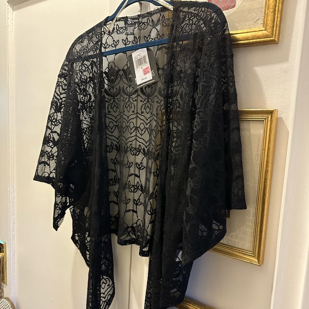 Black lace tie top